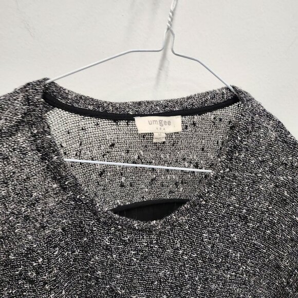 Umgee Womens BOHO Tunic Top Medium Black Gray Marled Open Knit Minimalist - Picture 3 of 8